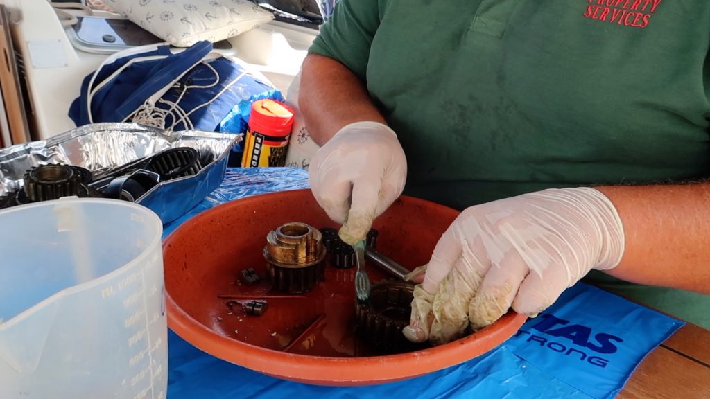 De-greasing the gearing 